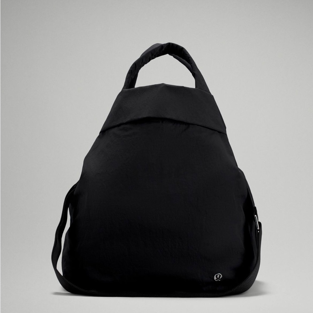 Lululemon On My Level Bag.